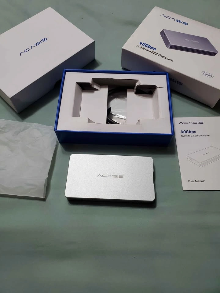 ACASIS 40Gbps M.2 NVMe SSD Enclosure TBU401 - photo 3