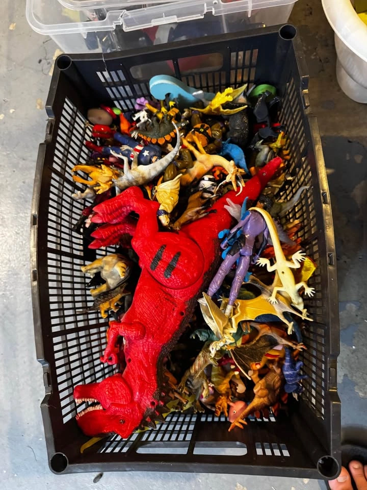 Kids toys come take all $30 bought for $300+ new - photo 5