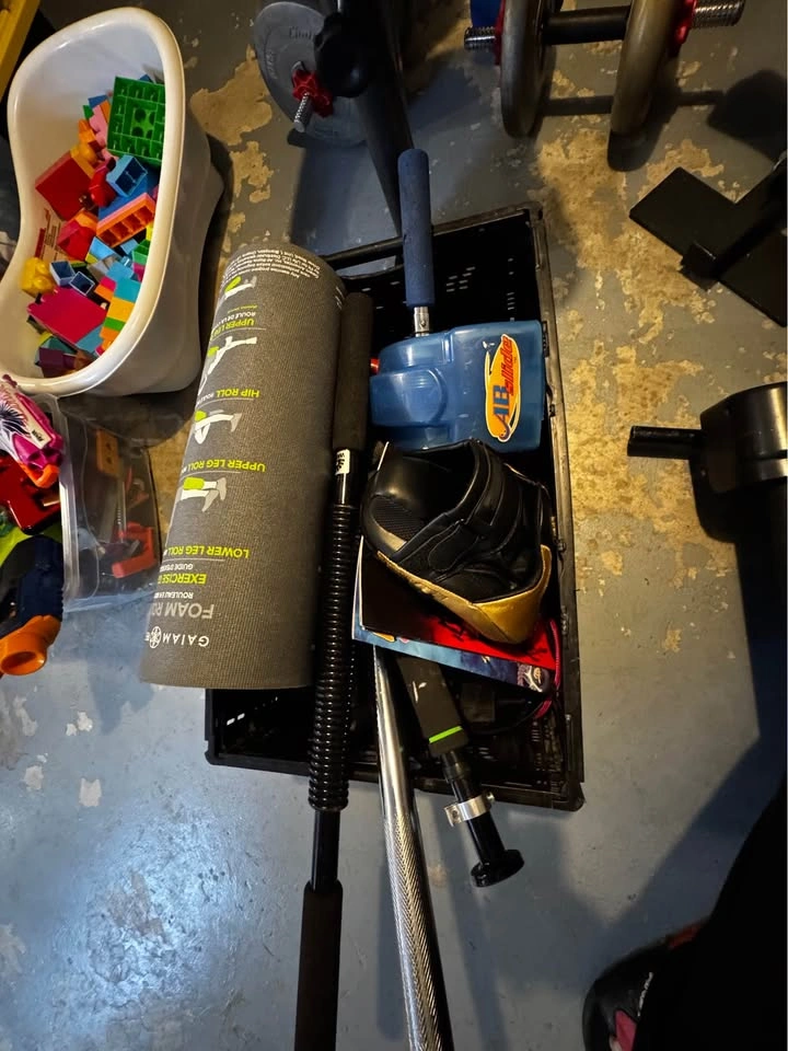 Workout weights and home gym gear bundle - photo 5