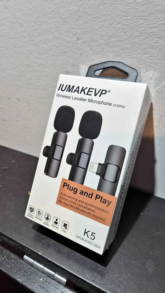 Wireless Lavalier Microphone for iPhone