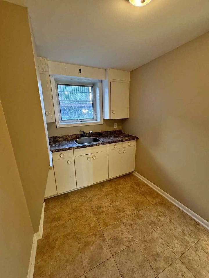 1 Bed 1 Bath Apartment