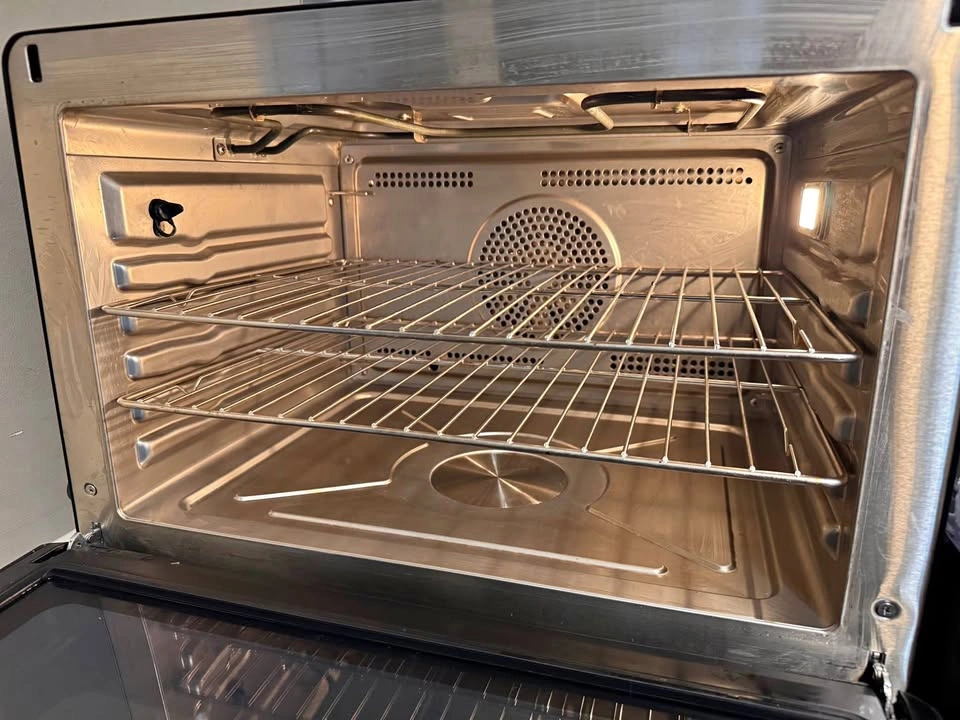 Anova Precision Oven (Combi Steam Oven) – 95% New