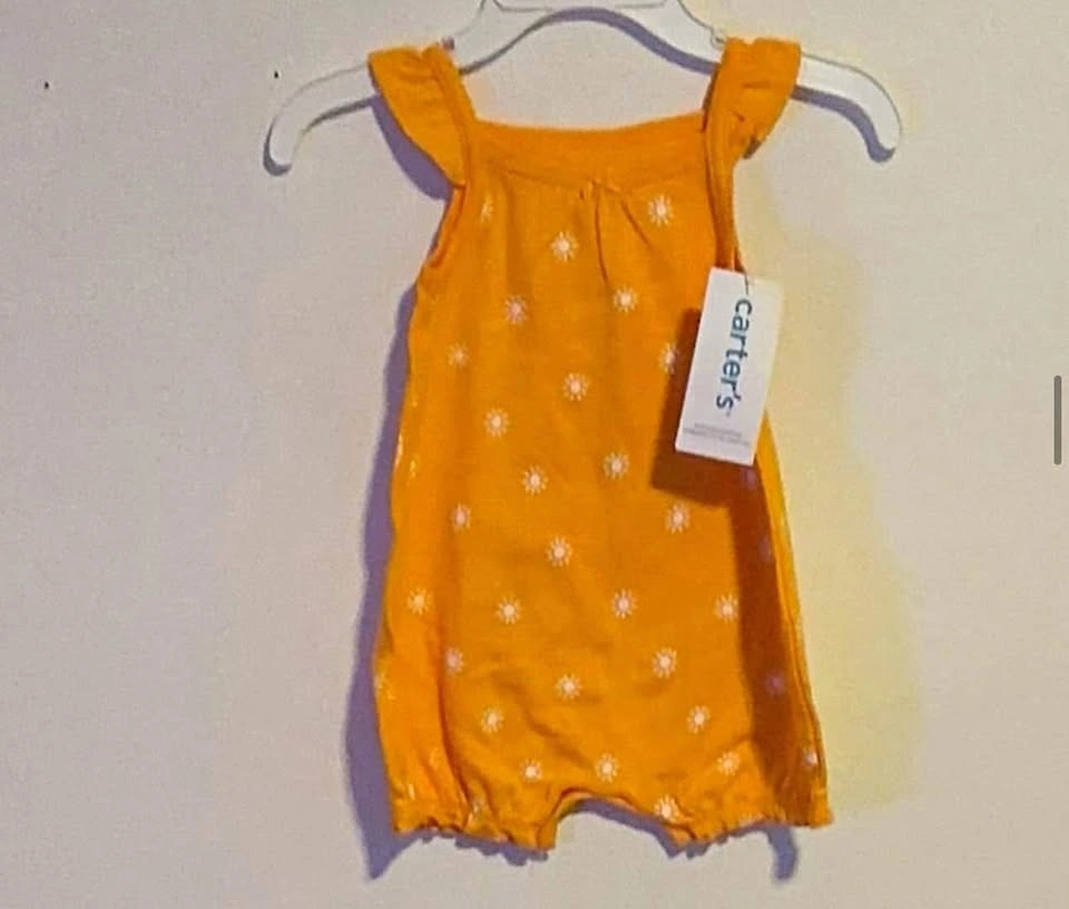GIRLS ROMPER SIZE:3 MONTHS PRICE:$15