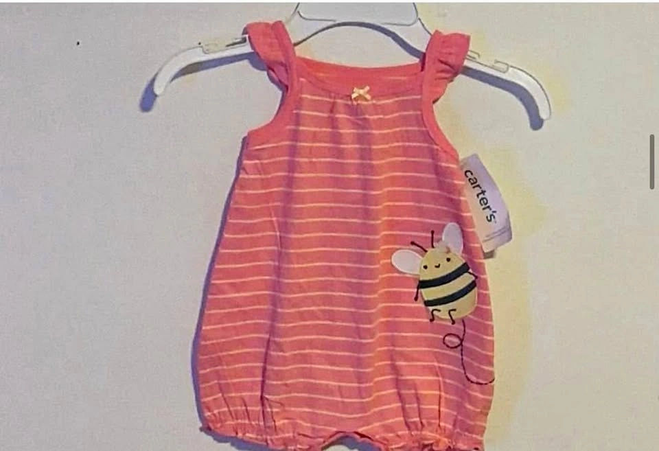 GIRLS ROMPER SIZE:3 MONTHS PRICE:$15