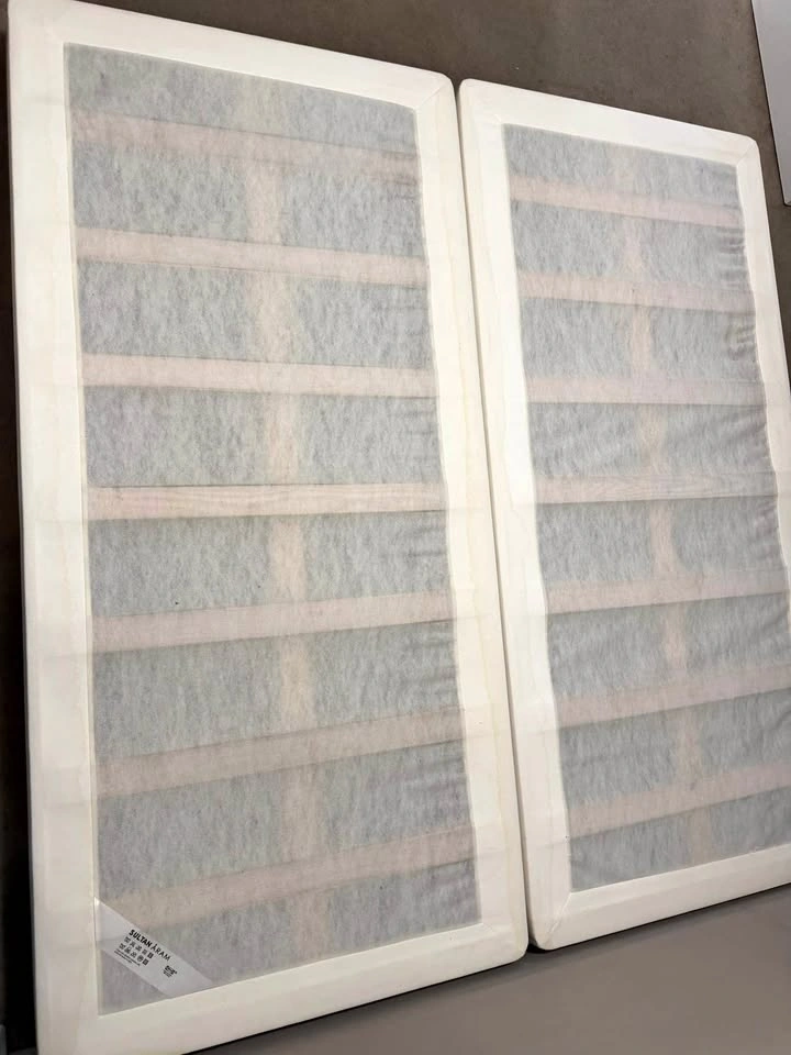 Mattress base / IKEA Sultan Aram Bed Slats (2 pieces) must go