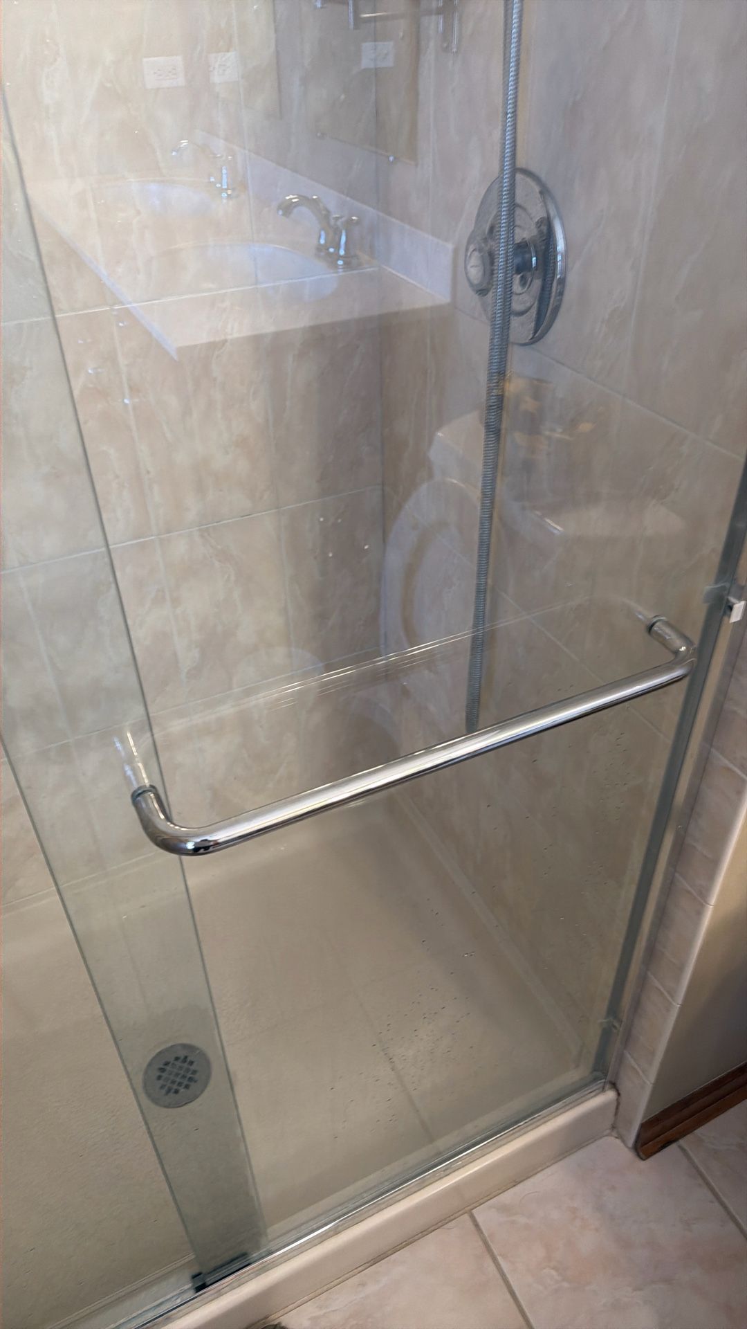 Shower Door - photo 5