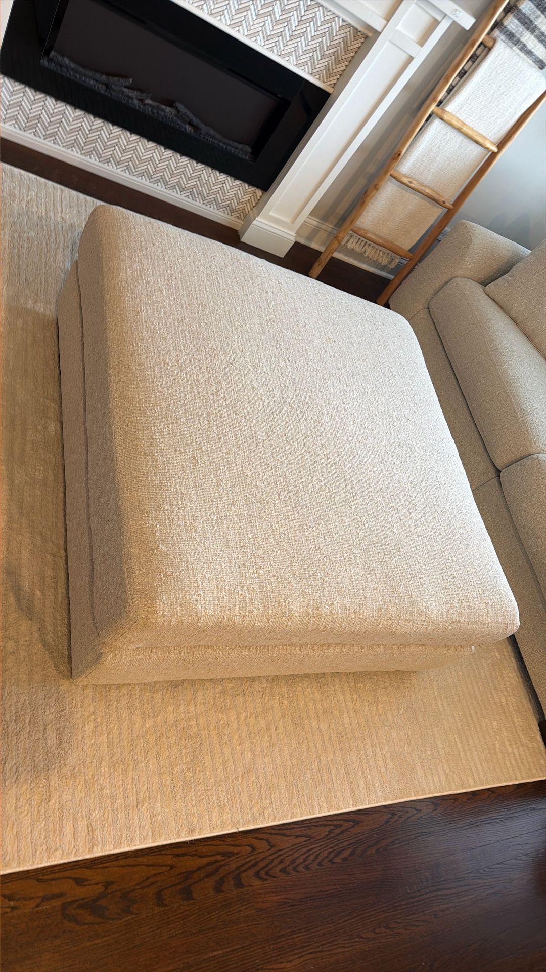 Pebble Ottoman Brand New - photo 2