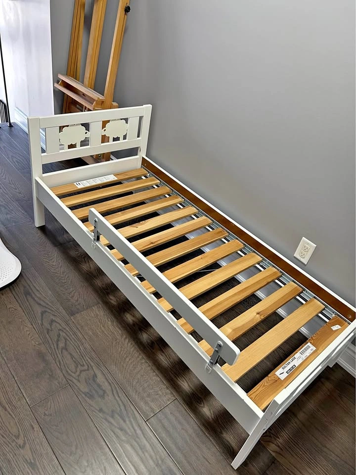 IKEA Toddler Bed Frame w/ Sheep Headboard 70x160cm