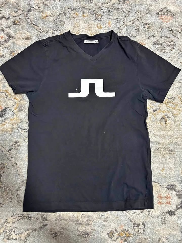 J. Lindeberg T-shirts V-neck & Crew Neck
