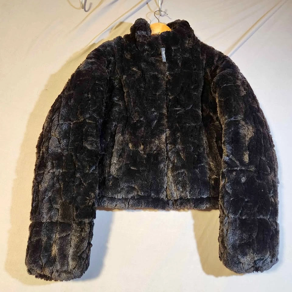 Chailee Black Faux Fur Cropped Jacket Sz S