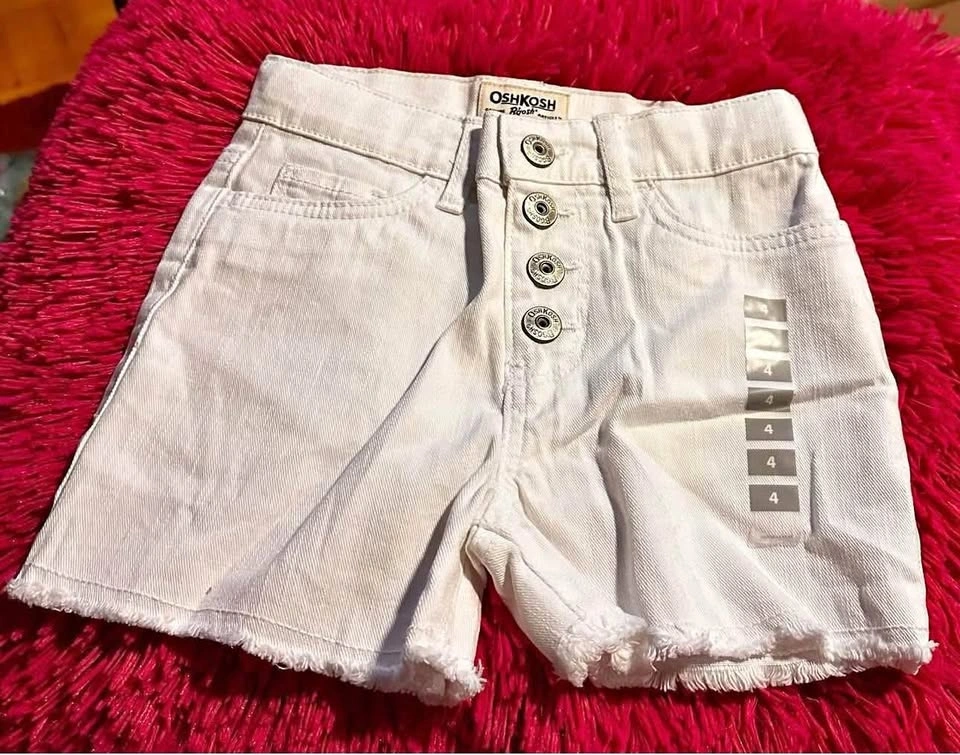 GIRLS SHORTS SIZE:4 PRICE:$20