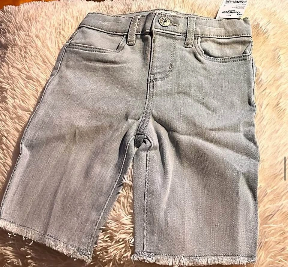 GIRLS SHORTS SIZE: 5 PRICE:$20