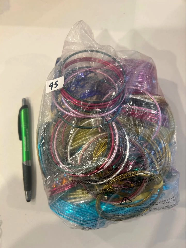 Big bag of colorful bangles! So many different styles ✨