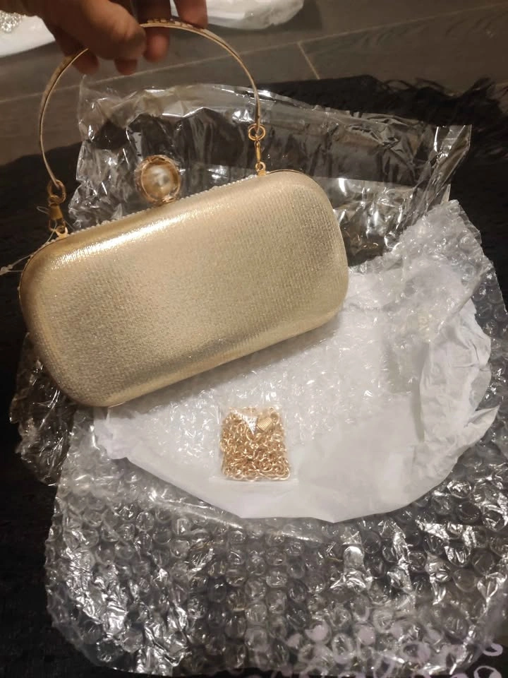 Brand new beautiful luxury pearl embellished party bag for women - photo 5