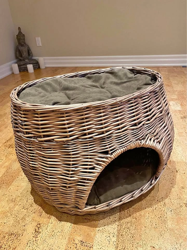 Wicker Cat Bed - Two Levels with Cushions