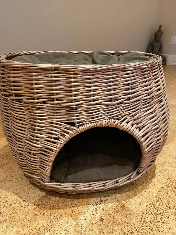 Wicker Cat Bed - Two Levels with Cushions - photo 3