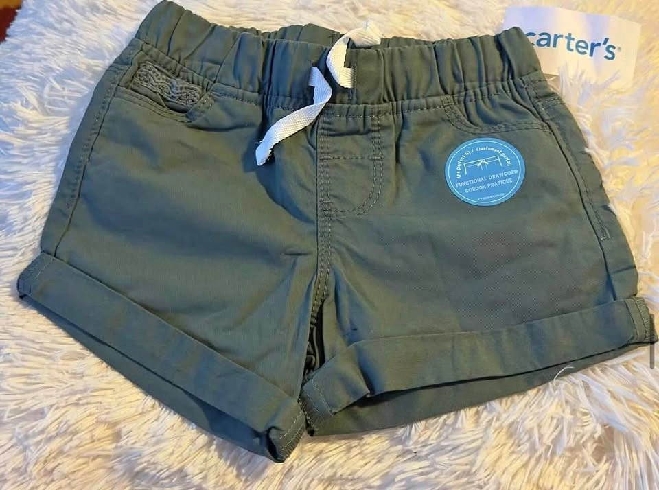GIRLS SHORTS SIZE:12 MONTHS PRICE:$6