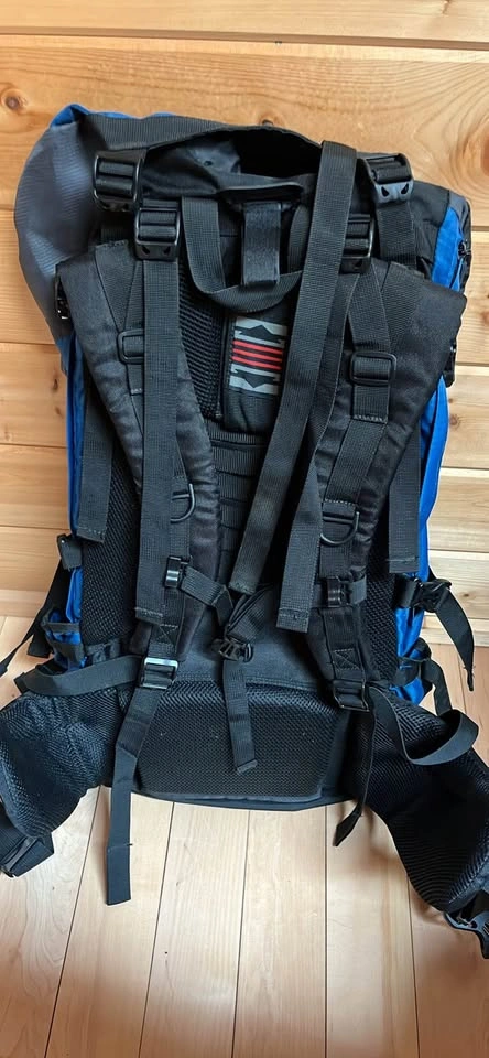 Canyon 65 Blue Hiking Backpack - photo 2