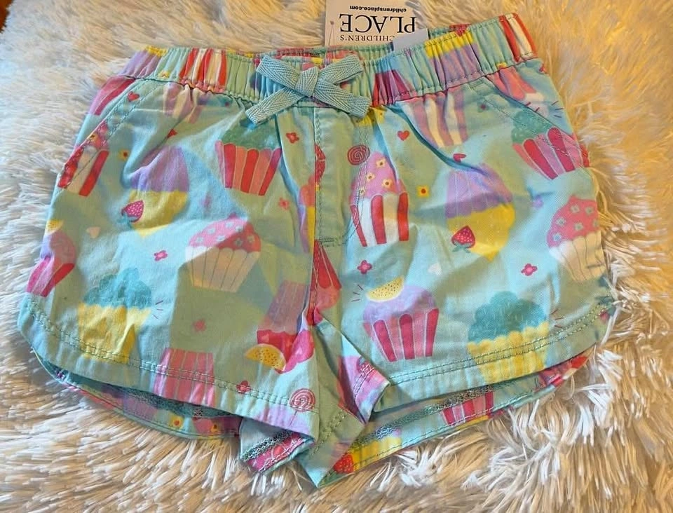 GIRLS SHORTS SIZE: 18-24 MONTHS PRICE:$6