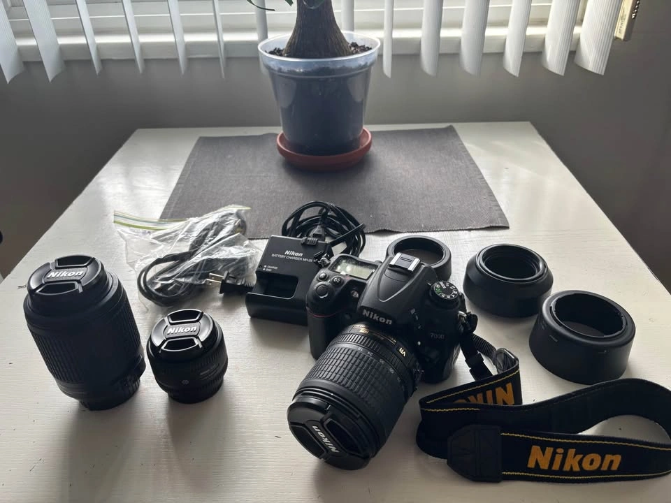 Nikon D7000 + 2 Additional Lenses - photo 4