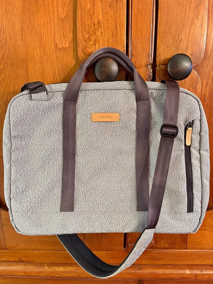 Bellroy Via Work Bag - light gray