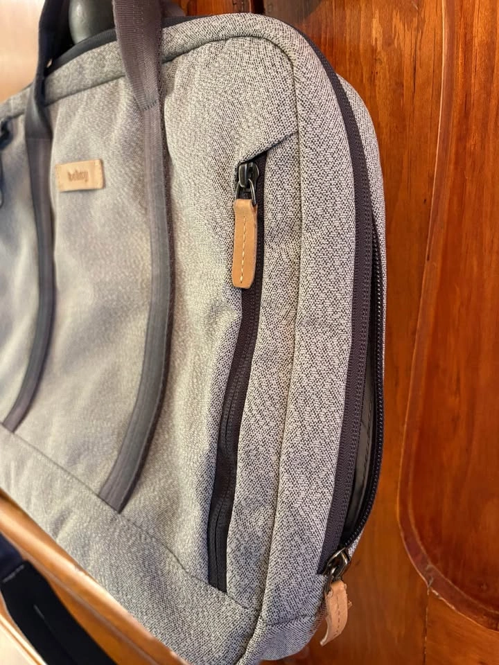 Bellroy Via Work Bag - light gray - photo 4