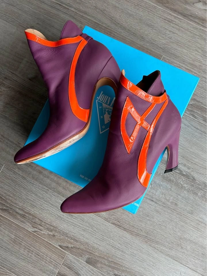 John Fluevog GoGo twist booties size 11 - photo 2