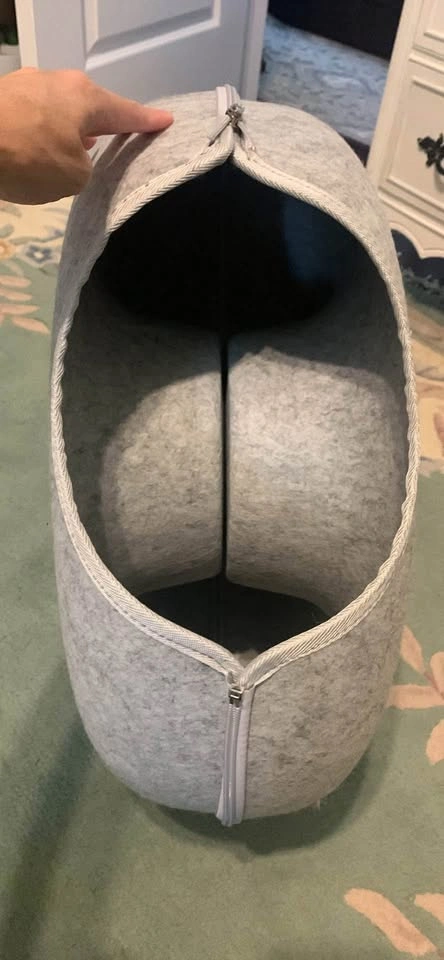 Cat tunnel bed (barely used) - photo 2