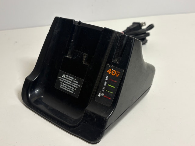 Black Decker 40V Battery Charger LCS40 Type 1 - photo 2