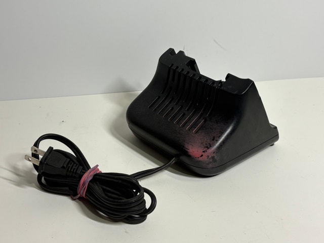 Black Decker 40V Battery Charger LCS40 Type 1 - photo 5