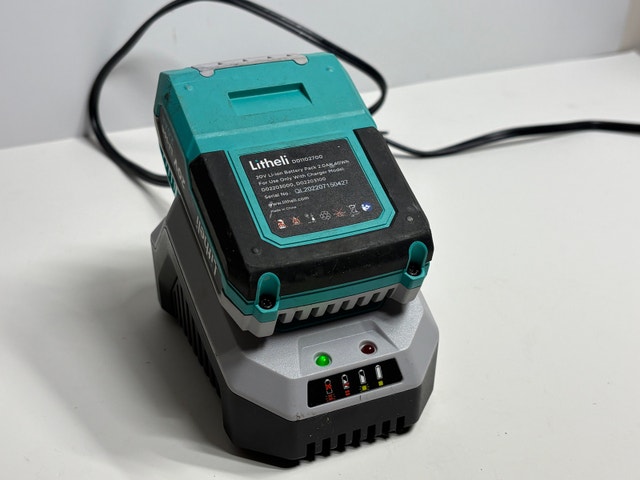 Litheli 20V Battery & Charger Kit w/ 2 Batteries - photo 3