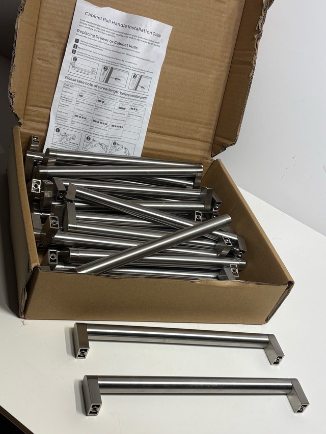30-Pack Modern Stainless Steel Cabinet Handles