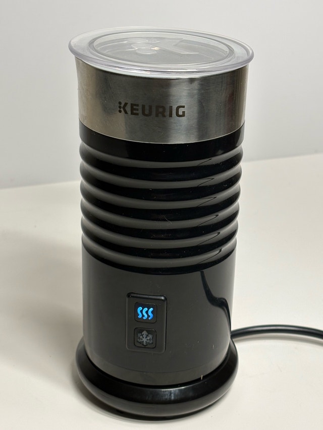 Keurig Milk Frother Hot & Cold Electric Frother - photo 3