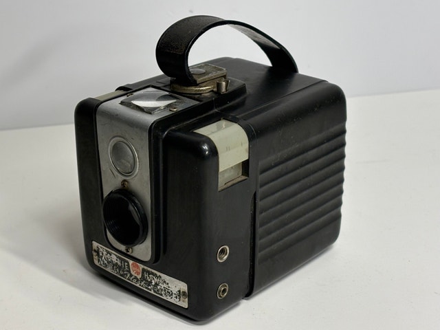 Kodak Brownie Hawkeye Flash Vintage Camera 1950s - photo 4