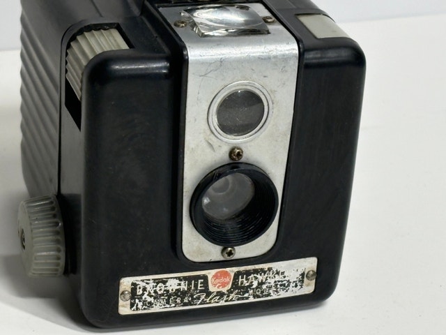 Kodak Brownie Hawkeye Flash Vintage Camera 1950s - photo 5