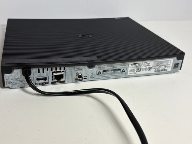 Samsung BD-J5700 Smart Blu-ray Player Wi-Fi HDMI - photo 2