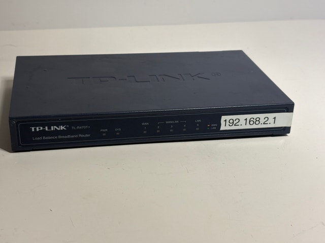 TP-Link TL-R470T+ Load Balance Broadband Router - photo 3
