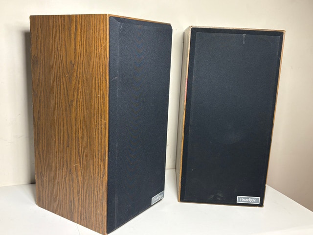 Paradigm Vintage Bookshelf Speakers Pair - photo 2