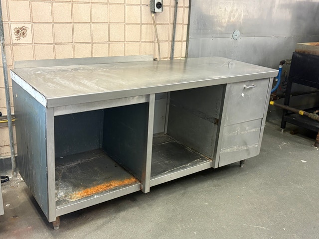 Commercial Stainless Prep Table w/ Drawer – 6ft - photo 2