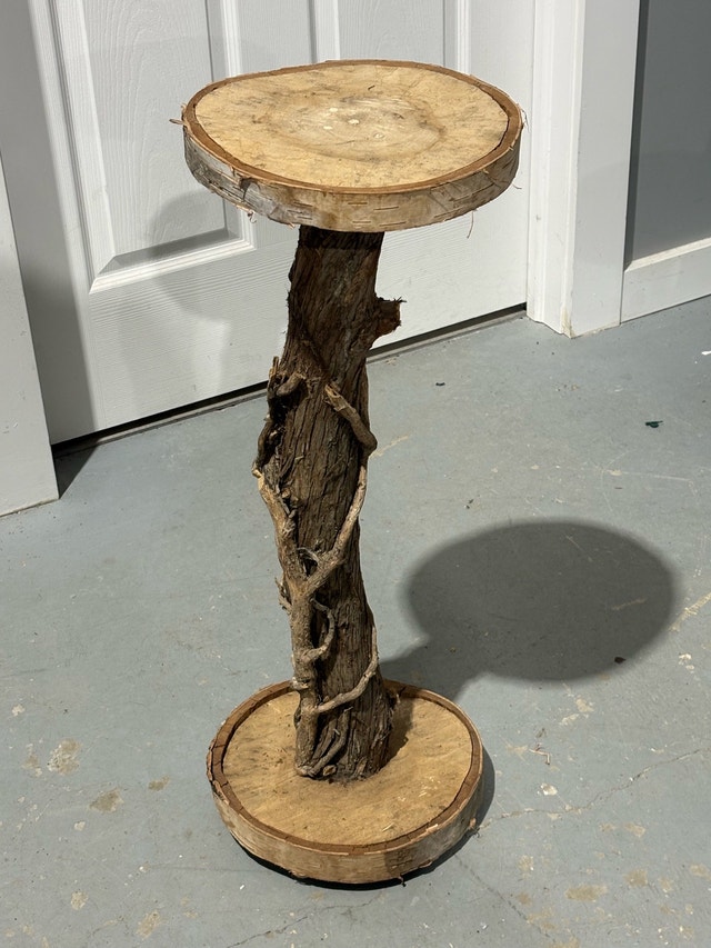 Rustic Log Plant Stands / Wood Pedestals – Cottage Decor - photo 4