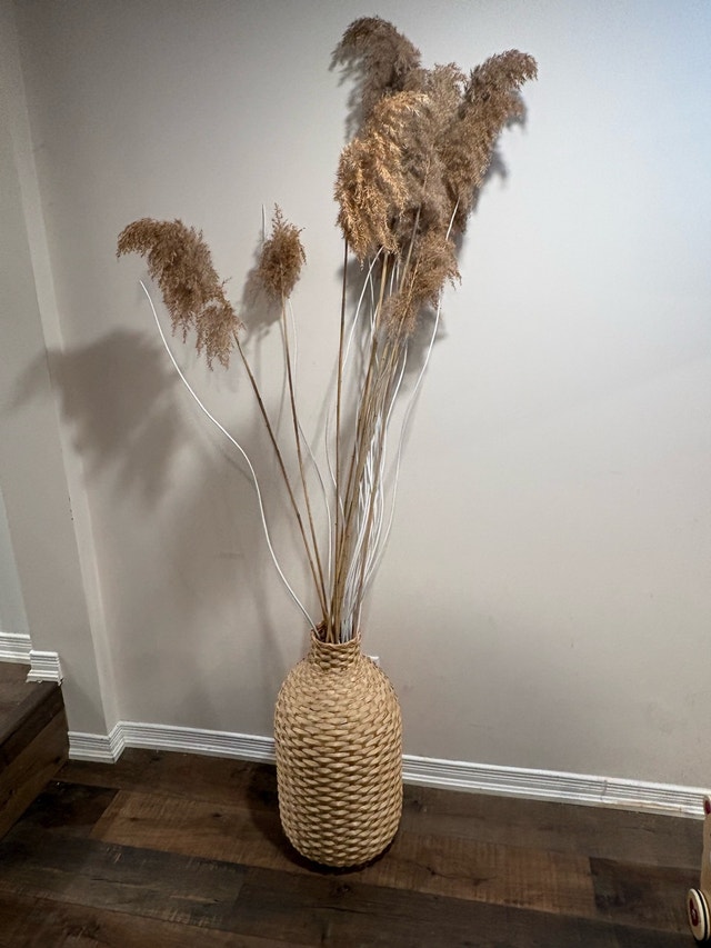 Grand Scale Woven Floor Vase + Pampas Arrangement