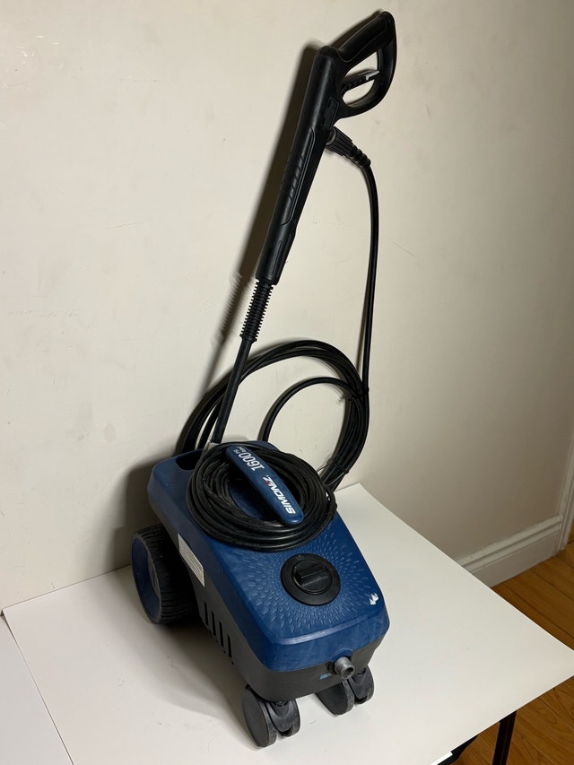 Simoniz 1600 PSI Electric Pressure Washer (VE15) - Tested