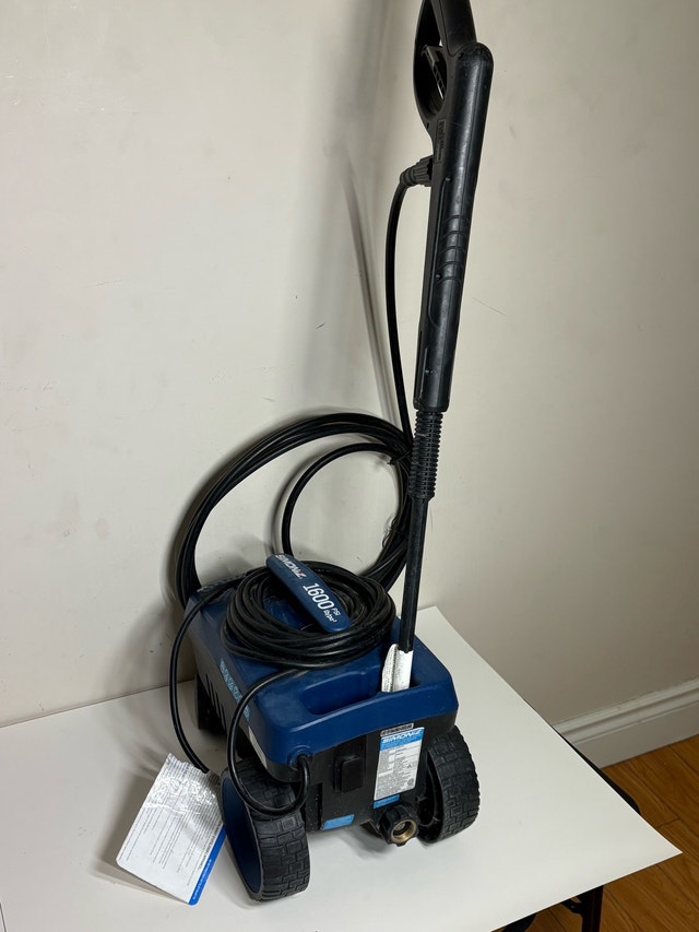 Simoniz 1600 PSI Electric Pressure Washer (VE15) - Tested - photo 5
