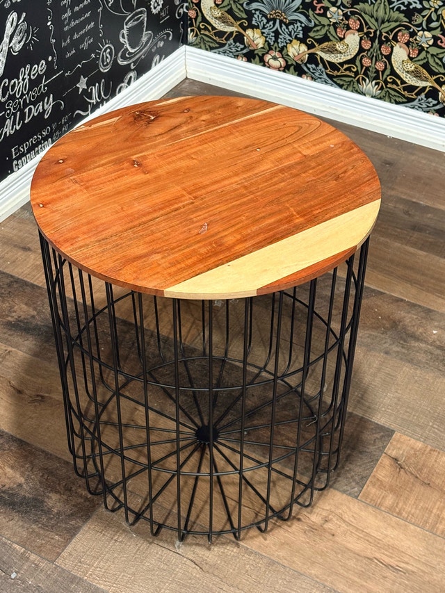 Industrial Wire Basket Side Table – 18” Round Wood Top - photo 3