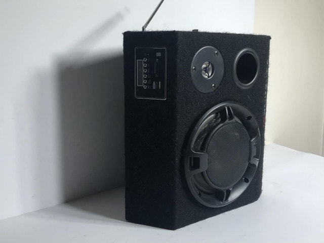 SONDPEX Portable Speaker – FM, USB, SD Card Support - photo 4