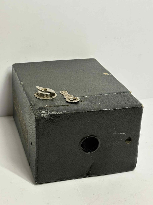 Kodak Brownie Target SIX-20 Box Camera (1940s)