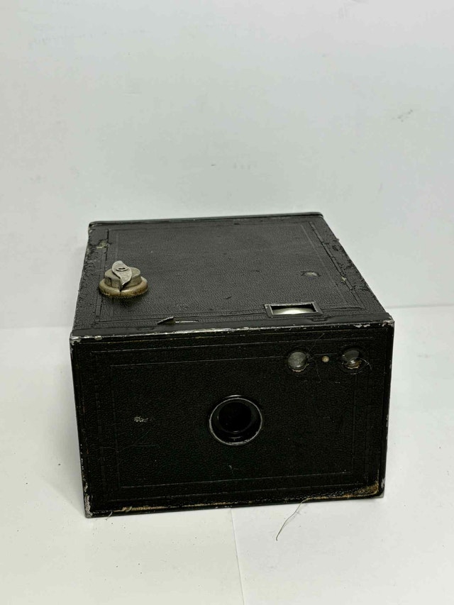 Vintage Kodak No. 2A Brownie Model C Box Camera