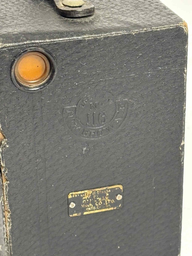 Kodak Brownie No. 116 Box Camera – Canada Made (Art Deco) - photo 5