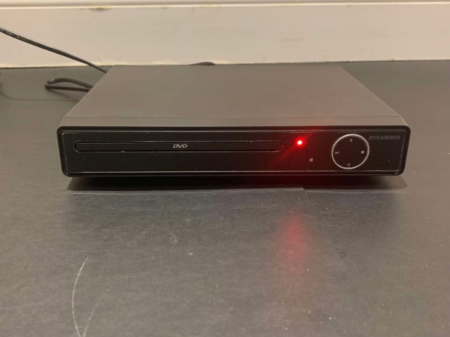 Sylvania HDMI Upconvert DVD Player w 1080p Upscaling - photo 3
