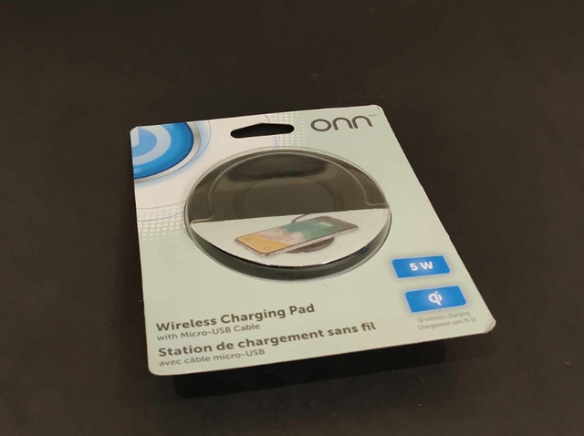 ONN 5W Wireless Fast Charging Pad - Qi-Enabled - photo 3